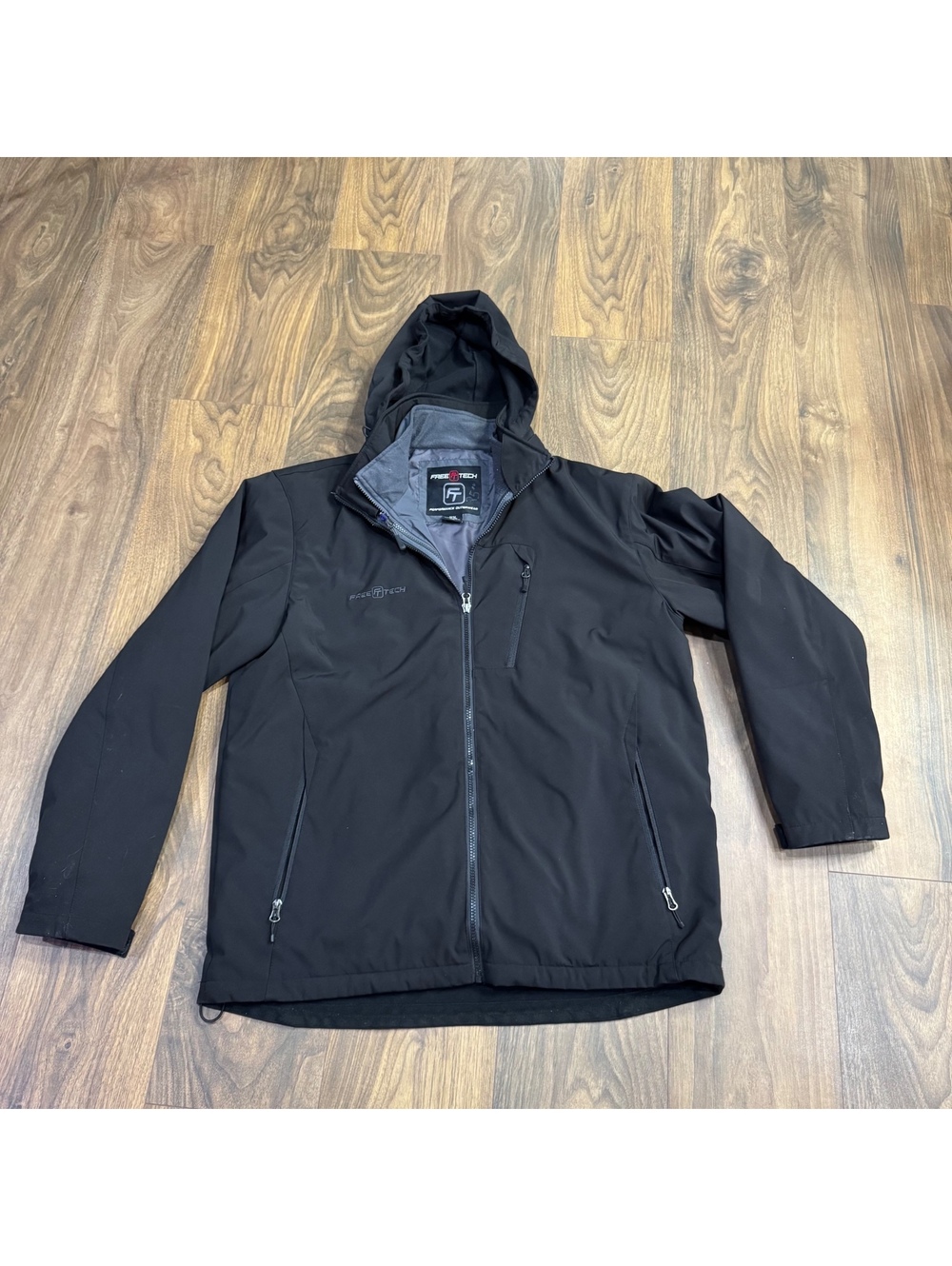 Free Tech Performance Soft Shell Hooded Jacket Black Men’s Medium Windproof